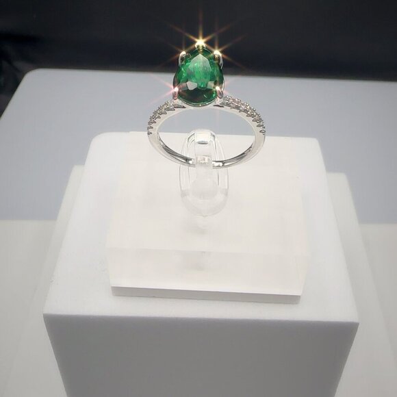 None Jewelry - Sterling Silver Ring With Pear-Cut Green Gemstone & Pave Accent Stones